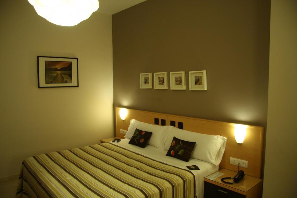 Hostal Albero By Eme Hoteles Sanlúcar la Mayor Zimmer foto